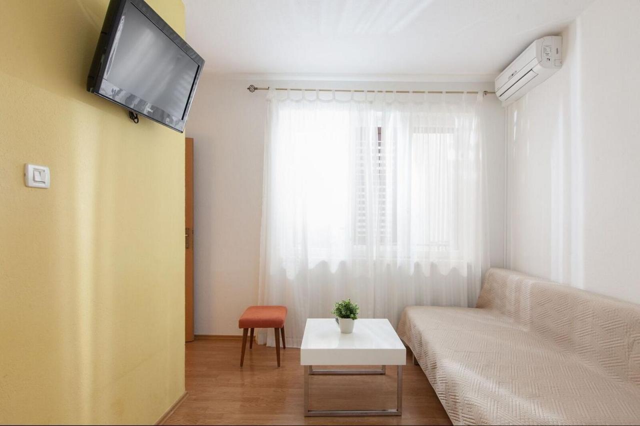 Apartments Agneza Tučepi Exterior foto